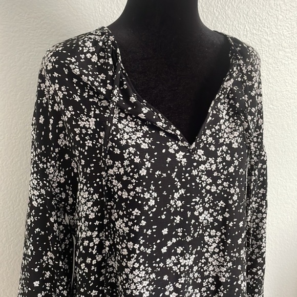 Zara Tie Front Keyhole Micro Disty Floral Black & White Mini Dress 0036 - Picture 5 of 8
